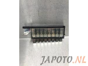 Used Battery pole Kia Sportage (SL) 2.0 CVVT 16V 4x2 Price € 24,95 Margin scheme offered by Japoto Parts B.V.