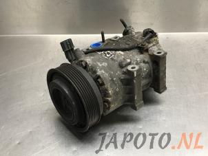 Used Air conditioning pump Kia Sportage (SL) 2.0 CVVT 16V 4x2 Price € 150,00 Margin scheme offered by Japoto Parts B.V.