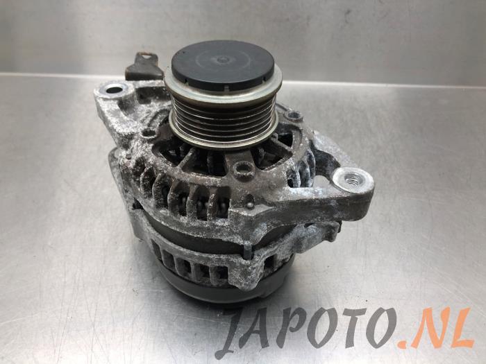 Begagnade Dynamo Toyota Aygo (B40) 1.0 12V VVT-i Pris € 36,74 Marginaltabell erbjuds av Japoto Parts B.V.
