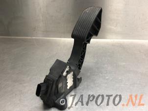 Used Accelerator pedal Toyota Aygo (B40) 1.0 12V VVT-i Price € 39,00 Margin scheme offered by Japoto Parts B.V.