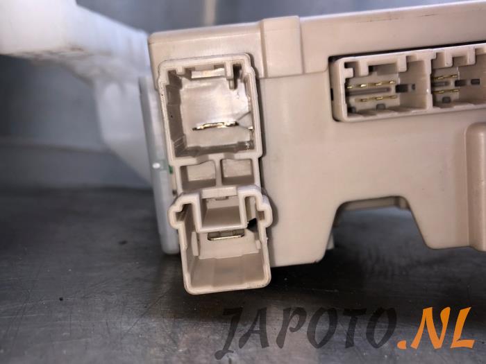 Skrzynka bezpieczników z Toyota Aygo (B40) 1.0 12V VVT-i 2018