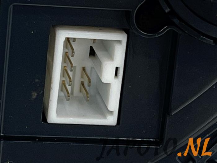 Heater control panel from a Kia Soul I (AM) 1.6 CVVT 16V 2011