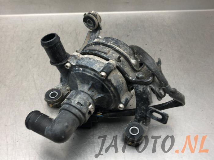 Begagnade Vattenpump Hyundai Ioniq 1.6 GDI 16V Hybrid Pris € 78,75 Marginaltabell erbjuds av Japoto Parts B.V.