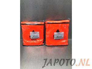 Used First aid kit Mitsubishi Space Star (A0) 1.0 12V Price € 9,95 Margin scheme offered by Japoto Parts B.V.