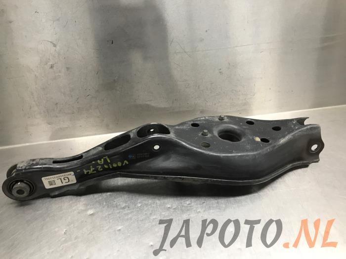 Rear lower wishbone, left from a Honda Civic (FK6/7/8/9) 1.0i VTEC Turbo 12V 2018