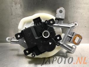 Usagé Clapet chauffage moteur Honda Civic (FK6/7/8/9) 1.0i VTEC Turbo 12V Prix € 24,95 Règlement à la marge proposé par Japoto Parts B.V.