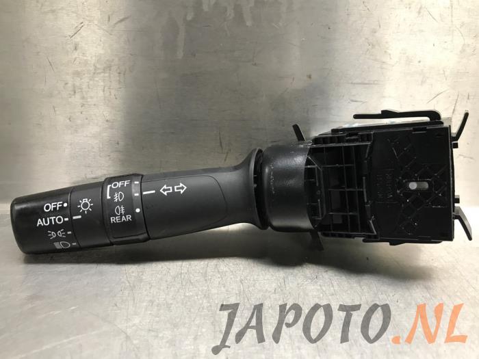 Light switch from a Honda Civic (FK6/7/8/9) 1.0i VTEC Turbo 12V 2018