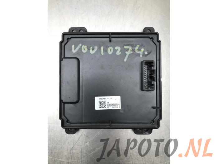 Używane Modul climatronic Honda Civic (FK6/7/8/9) 1.0i VTEC Turbo 12V Cena € 52,45 Procedura marży oferowane przez Japoto Parts B.V.