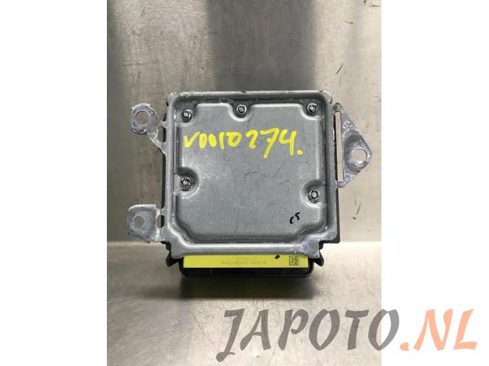 Airbag Module from a Honda Civic (FK6/7/8/9) 1.0i VTEC Turbo 12V 2018