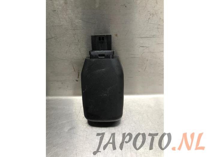 Begagnade Ljussensor Honda Civic (FK6/7/8/9) 1.0i VTEC Turbo 12V Pris € 26,20 Marginaltabell erbjuds av Japoto Parts B.V.