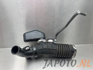 Usagé Tube intercooler Honda Civic (FK6/7/8/9) 1.0i VTEC Turbo 12V Prix € 49,95 Règlement à la marge proposé par Japoto Parts B.V.