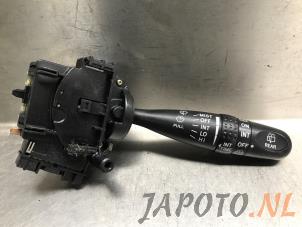 Usados Interruptor de limpiaparabrisas Toyota Corolla Verso (E12) 1.6 16V VVT-i Precio € 29,00 Norma de margen ofrecido por Japoto Parts B.V.