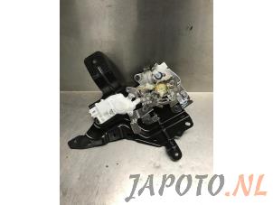 Usados Motor de cierre centralizado Nissan NV 200 (M20M) E-NV200 Precio € 39,95 Norma de margen ofrecido por Japoto Parts B.V.