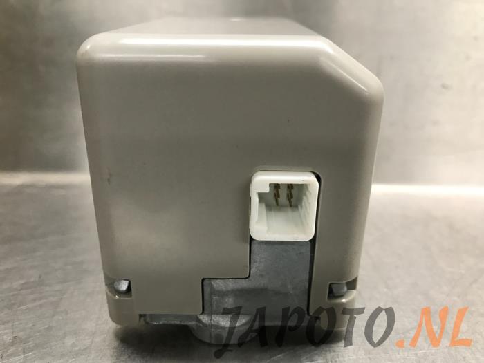 Ignition lock + computer from a Nissan NV 200 (M20M) E-NV200 2021