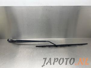 Usagé Bras essuie-glace avant Nissan NV 200 (M20M) E-NV200 Prix € 19,95 Règlement à la marge proposé par Japoto Parts B.V.
