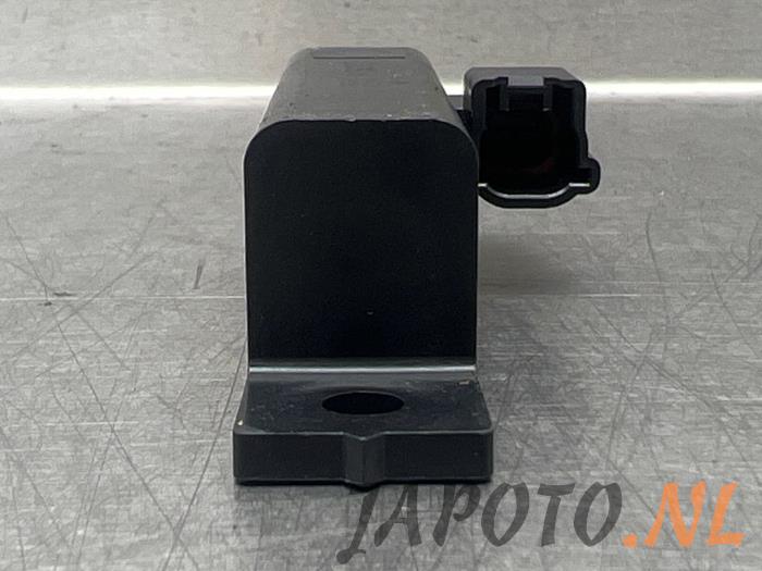 Keyless entry antenna from a Nissan Note (E12) 1.2 68 2014