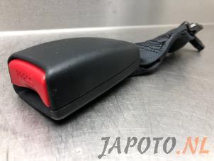 Used Rear seatbelt buckle, right Nissan Note (E12) 1.2 68 Price € 19,95 Margin scheme offered by Japoto Parts B.V.