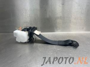 Używane Pas bezpieczenstwa lewy tyl Toyota Yaris III (P13) 1.0 12V VVT-i Cena € 34,95 Procedura marży oferowane przez Japoto Parts B.V.