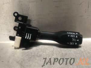 Usagé Commande régulateur de vitesse Toyota RAV4 (A3) 2.0 16V VVT-i 4x4 Prix € 24,95 Règlement à la marge proposé par Japoto Parts B.V.