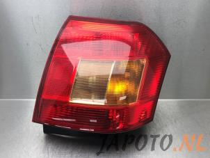 Gebrauchte Rücklicht links Toyota Corolla (E12) 1.6 16V VVT-i Preis € 39,95 Margenregelung angeboten von Japoto Parts B.V.