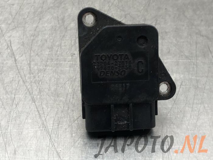 Usagé Débitmètre Toyota Corolla (E12) 1.6 16V VVT-i Prix € 31,45 Règlement à la marge proposé par Japoto Parts B.V.