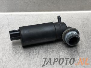 Usagé Pompe lave-glace avant Toyota Corolla (E12) 1.6 16V VVT-i Prix € 14,95 Règlement à la marge proposé par Japoto Parts B.V.