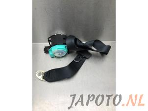 Usagé Ceinture de sécurité arrière centre Toyota Corolla (E12) 1.6 16V VVT-i Prix € 29,99 Règlement à la marge proposé par Japoto Parts B.V.