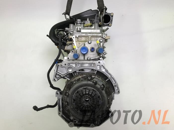 Motor van een Nissan Note (E12) 1.2 68 2014