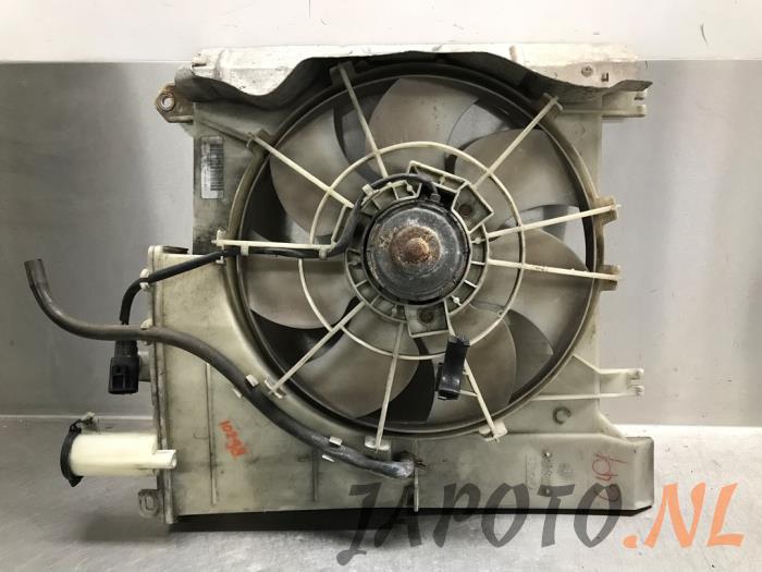 Cooling fans Toyota Aygo 1.0 12V VVT-i - 163600Q02000