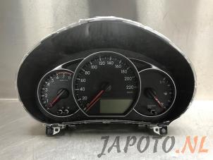Usagé Compteur kilométrique KM Toyota Verso S 1.33 16V Dual VVT-I Prix € 59,95 Règlement à la marge proposé par Japoto Parts B.V.