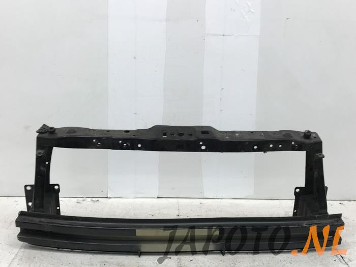 Front panel from a Chevrolet Spark (M300) 1.0 16V 2010