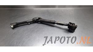 Używane Lacznik krzyzowy Os T Toyota RAV4 (A3) 2.0 16V VVT-i 4x4 Cena € 34,99 Procedura marży oferowane przez Japoto Parts B.V.
