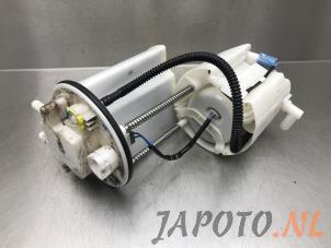 Usagé Pompe essence Toyota RAV4 (A3) 2.0 16V VVT-i 4x4 Prix € 75,00 Règlement à la marge proposé par Japoto Parts B.V.