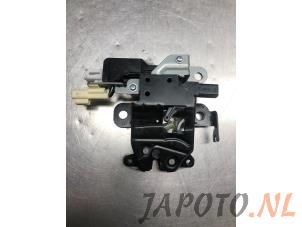 Used Tailgate lock mechanism Mazda MX-5 (ND) 2.0 SkyActiv G-160 16V Price € 49,95 Margin scheme offered by Japoto Parts B.V.