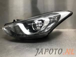 Used Headlight, left Hyundai i30 (GDHB5) 1.6 CRDi 16V VGT Price € 199,00 Margin scheme offered by Japoto Parts B.V.