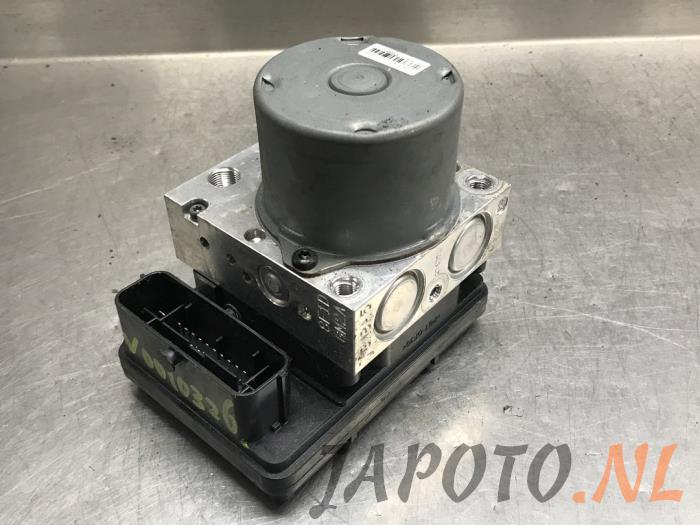Used ABS pump Kia Rio IV (YB) 1.0i T-GDi 100 12V Price € 131,20 Margin scheme offered by Japoto Parts B.V.