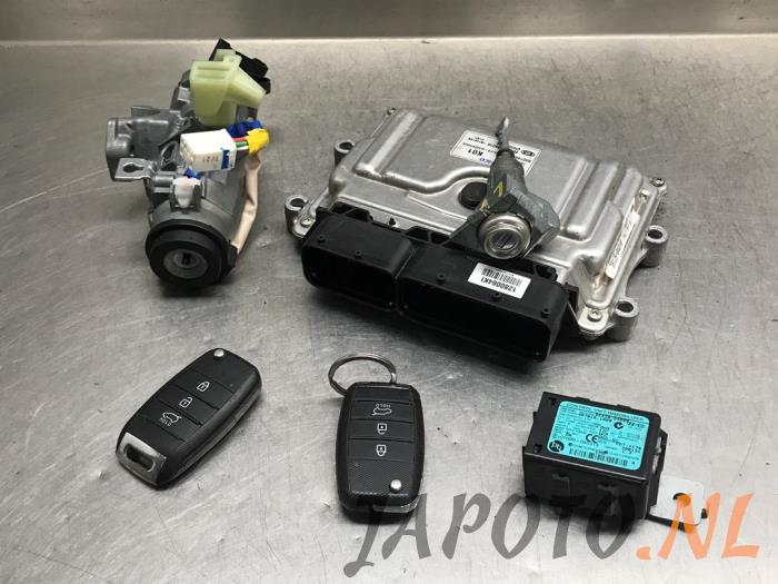 Used Ignition lock + computer Kia Rio IV (YB) 1.0i T-GDi 100 12V Price € 208,95 Margin scheme offered by Japoto Parts B.V.