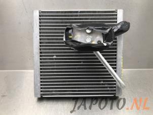 Usados Evaporador de aire acondicionado Kia Rio IV (YB) 1.0i T-GDi 100 12V Precio € 49,95 Norma de margen ofrecido por Japoto Parts B.V.