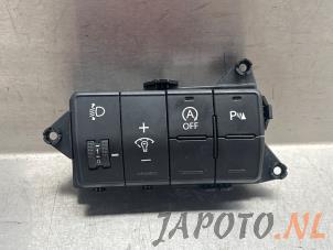 Used Wiper switch Hyundai i30 (GDHB5) 1.6 CRDi 16V VGT Price € 34,95 Margin scheme offered by Japoto Parts B.V.