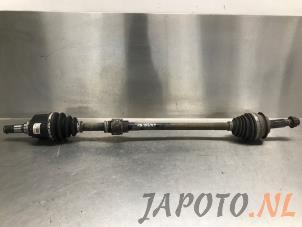 Used Front drive shaft, right Toyota Verso S 1.33 16V Dual VVT-I Price € 49,95 Margin scheme offered by Japoto Parts B.V.