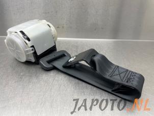 Usagé Ceinture de sécurité arrière centre Hyundai i30 (GDHB5) 1.6 GDI Blue 16V Prix sur demande proposé par Japoto Parts B.V.