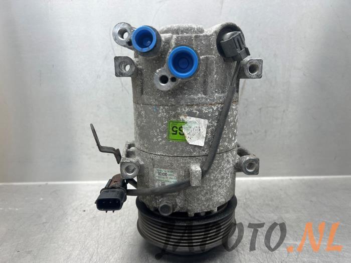 Usagé Pompe clim Hyundai i10 (B5) 1.0 12V Prix € 145,95 Règlement à la marge proposé par Japoto Parts B.V.