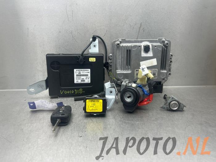 Used Ignition lock + computer Hyundai i30 (GDHB5) 1.6 CRDi 16V VGT Price € 103,95 Margin scheme offered by Japoto Parts B.V.