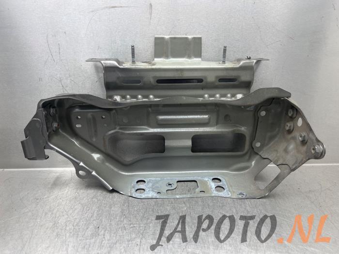 Vorderteilstütze van een Toyota Yaris III (P13) 1.0 12V VVT-i 2016