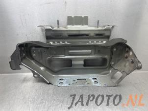 Używane Wspornik części przedniej Toyota Yaris III (P13) 1.0 12V VVT-i Cena € 19,95 Procedura marży oferowane przez Japoto Parts B.V.