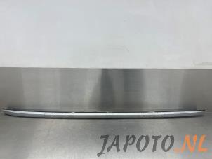 Gebrauchte Dachreling links Kia Sportage (SL) 2.0 CVVT 16V 4x4 Preis € 74,95 Margenregelung angeboten von Japoto Parts B.V.
