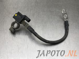 Usagé Capteur de batterie Kia Sportage (SL) 2.0 CVVT 16V 4x4 Prix € 34,95 Règlement à la marge proposé par Japoto Parts B.V.
