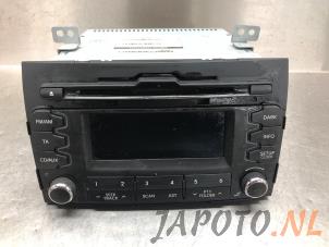Used Radio/CD player (miscellaneous) Kia Sportage (SL) 2.0 CVVT 16V 4x4 Price € 124,95 Margin scheme offered by Japoto Parts B.V.