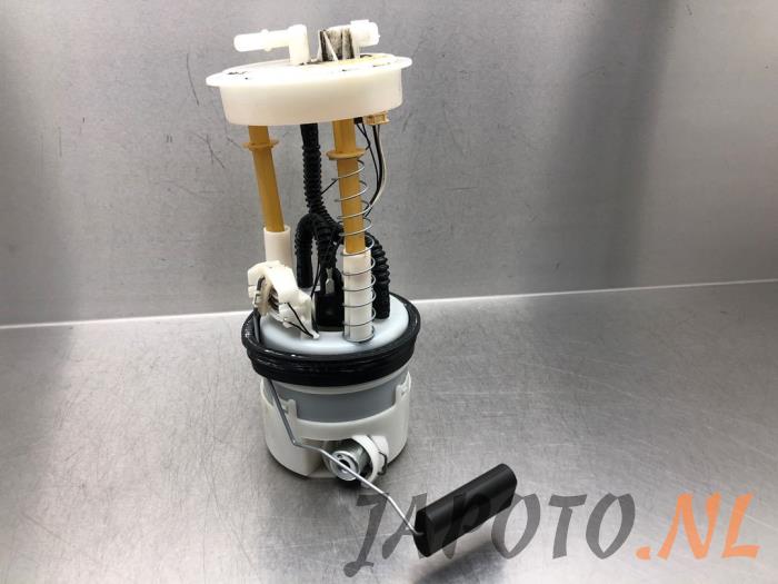 Gebrauchte Benzinpumpe Nissan Qashqai (J10) 2.0 16V Preis € 52,45 Margenregelung angeboten von Japoto Parts B.V.