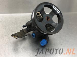 Usagé Pompe direction assistée Toyota Corolla Verso (E12) 1.6 16V VVT-i Prix € 49,95 Règlement à la marge proposé par Japoto Parts B.V.